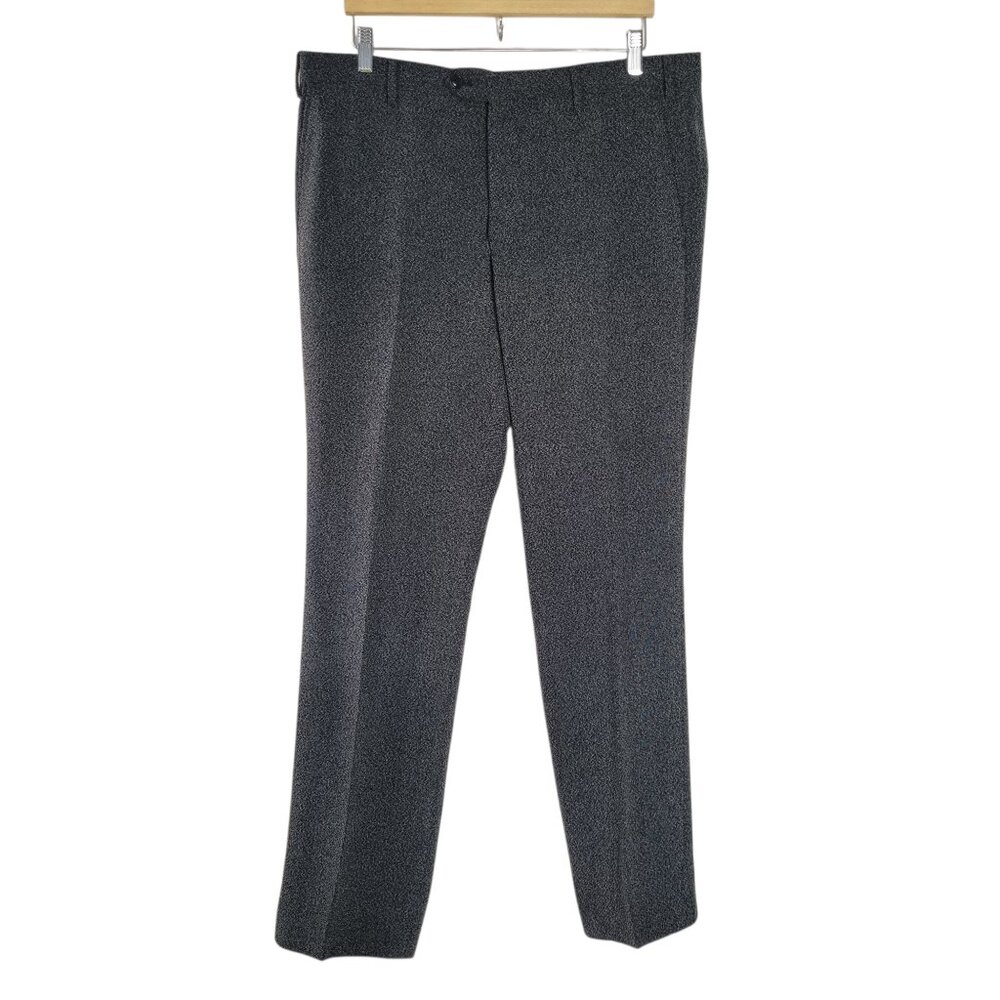 Giorgio Armani Men’s Gray Textured Dress Pants – Made in Italy – Size 52 (EU)